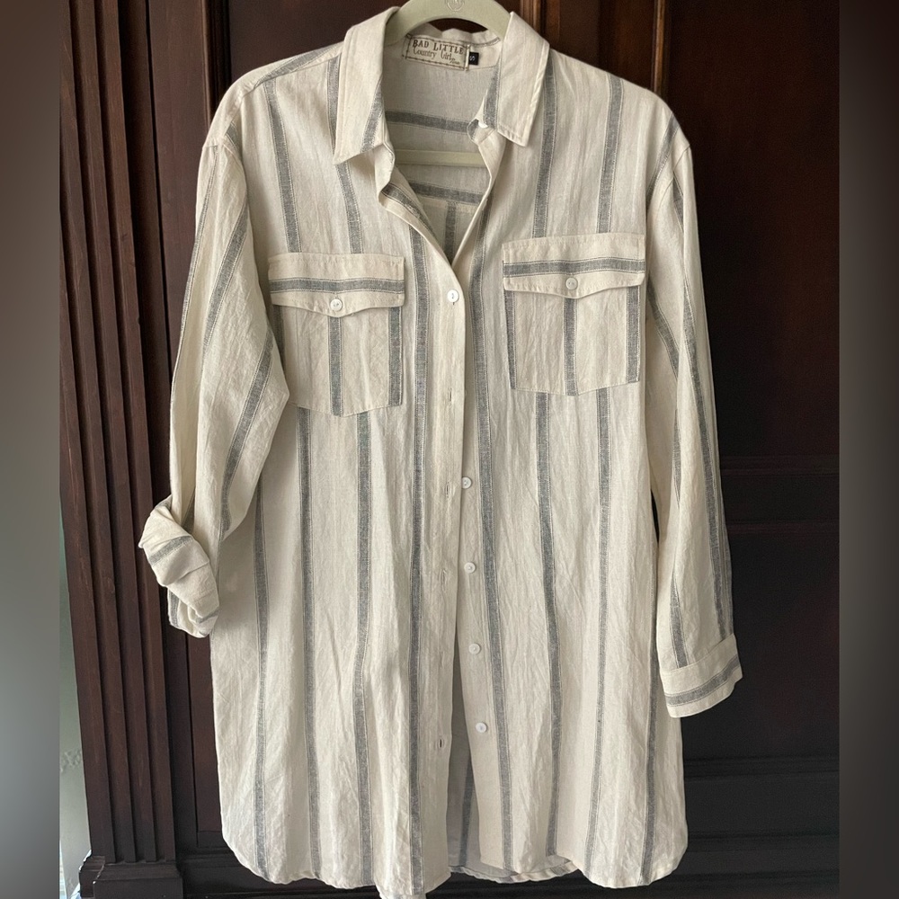 BAD LITTLE COUNTRY GIRL TINA - striped long sleeved button down shirt (S) EUC